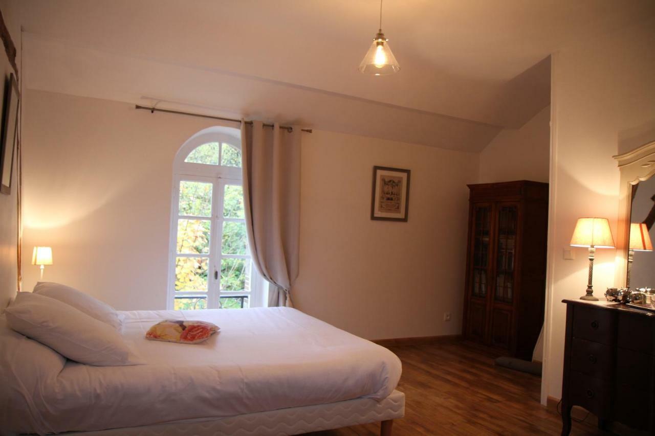 Le Domaine Du Mijarnier Bed & Breakfast Montbeugny Exterior photo